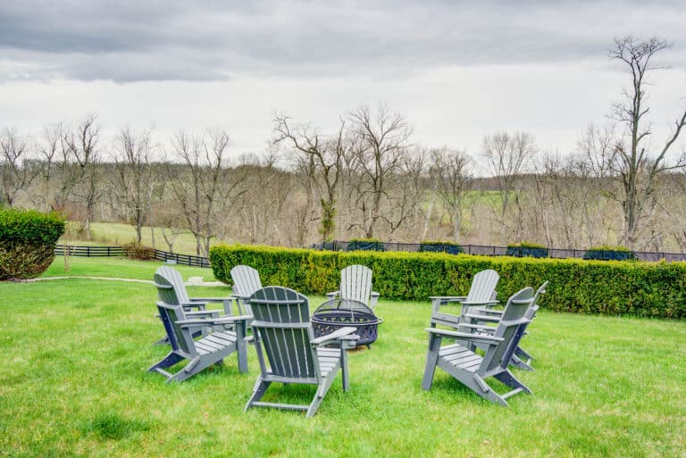 outdoor sitting area Mission Prep Teen Treatment | Longford Farms