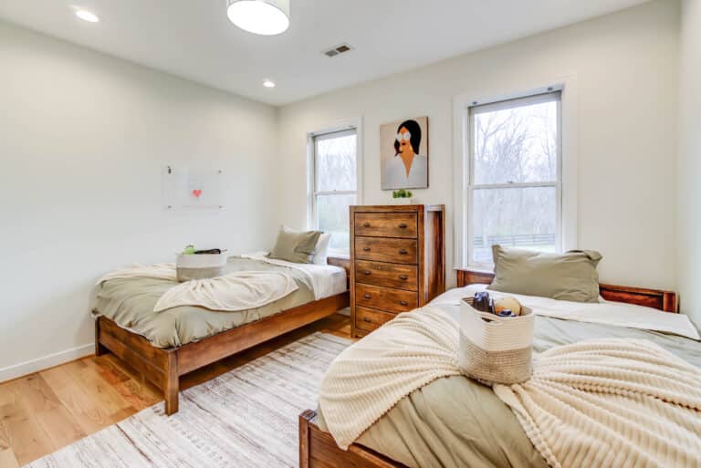 dual bedroom at Mission Prep Teen Treatment | Longford Farms