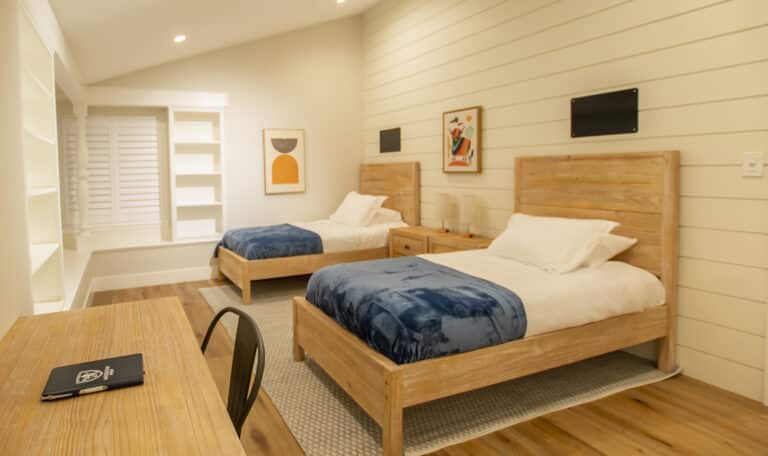 bedroom for teen residential treatment