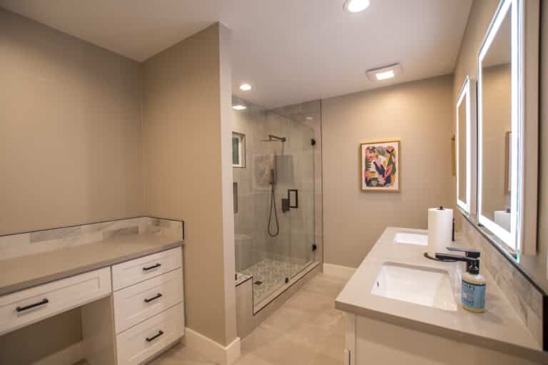 bathroom at mission prep teen treatment in Rolling Hills Estates California