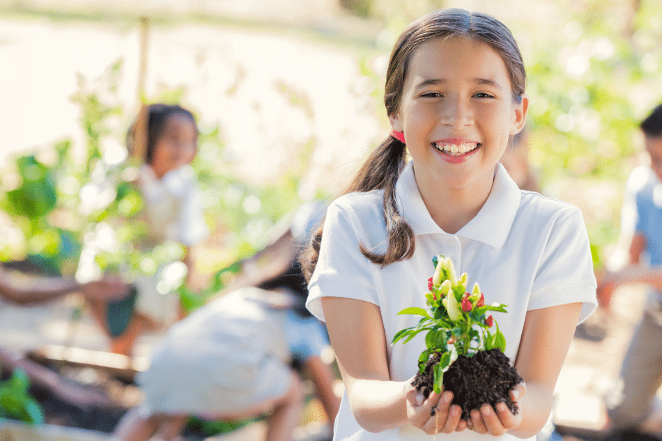 Healing in the Community: Group Gardening Therapy Activities for TeenHealing in the Community: Group Gardening Therapy Activities for Teens