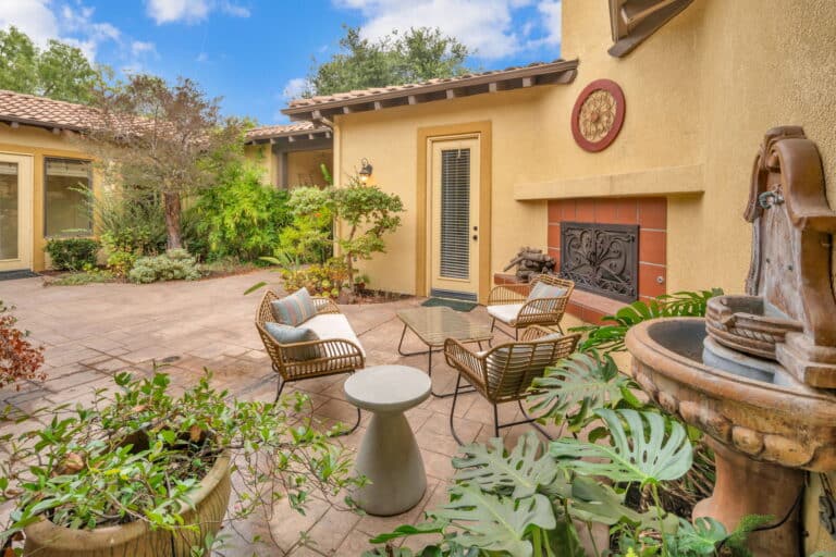 exterior building at Mission Prep Teen Treatment