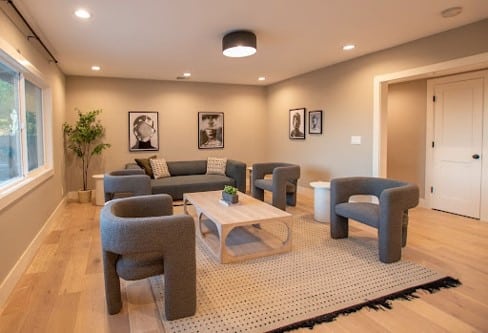 Mission Prep Healthcare art therapy room, where teens with depression explore creative expression in a supportive therapeutic environment.