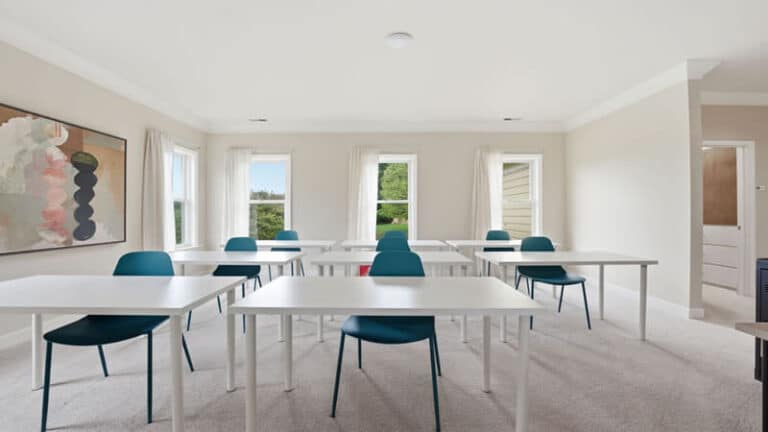 mission-prep-teen-treatment-loyalty-road-virginia-study-room