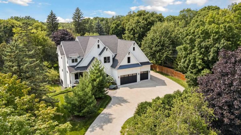 Mission Prep Teen Treatment 4040 Tonkawood Rd, Minnetonka, MN 55345
